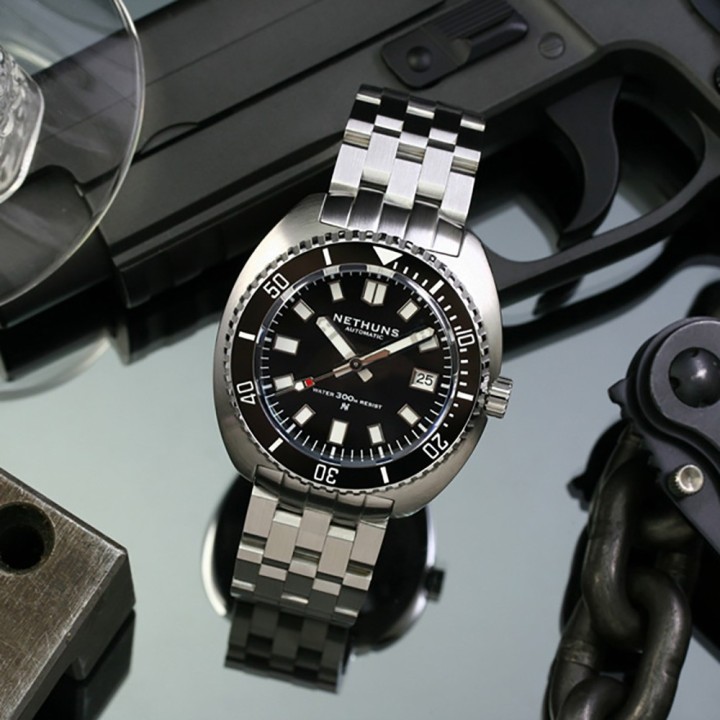 AQUA II STEEL BOLD