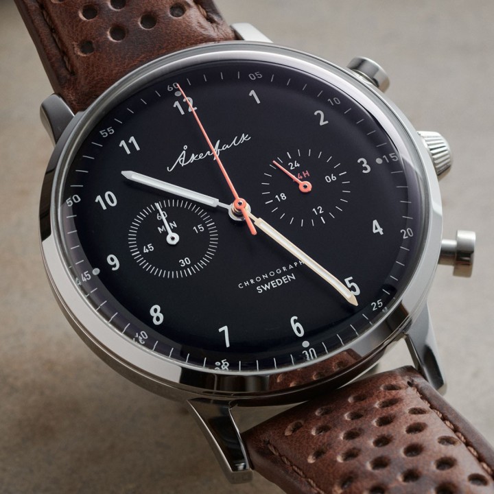 Chronograph | 12h/24h Black Brown