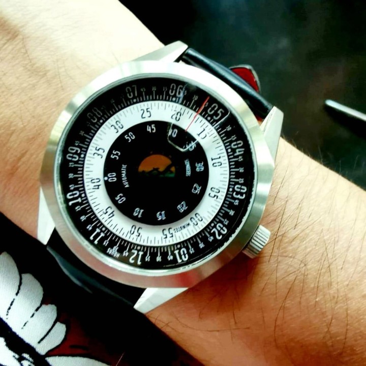 Millimetro Black White