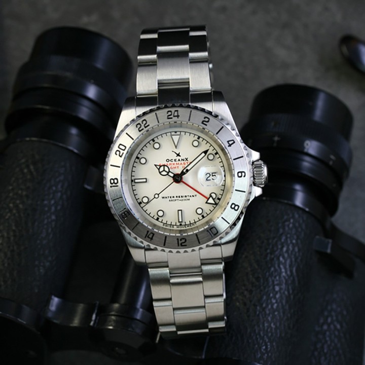 SHARKMASTER GMT STEEL WHITE