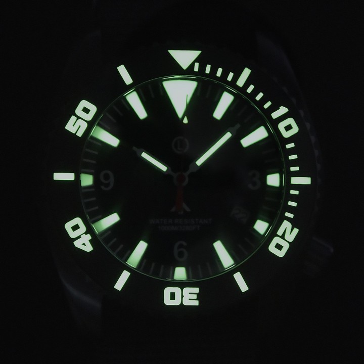 MWC Depthmaster Quartz 100atm PVD – Diver militare